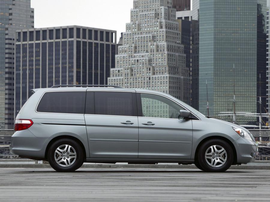  Honda Odyssey 2005 года  (US) (фото 21 из 49)